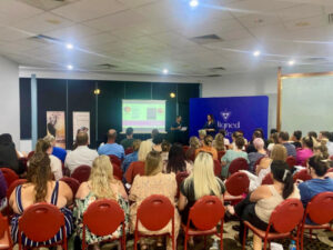 Parenting experts tour takes outback detour