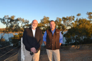 Talks flow to turn dam into tourist site